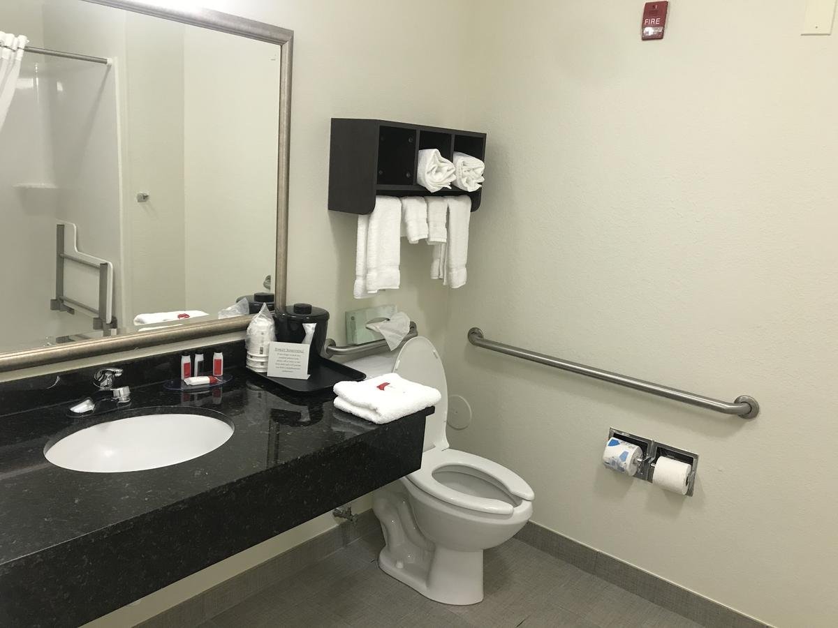 Bay Inn & Suites - Accommodation Dallas