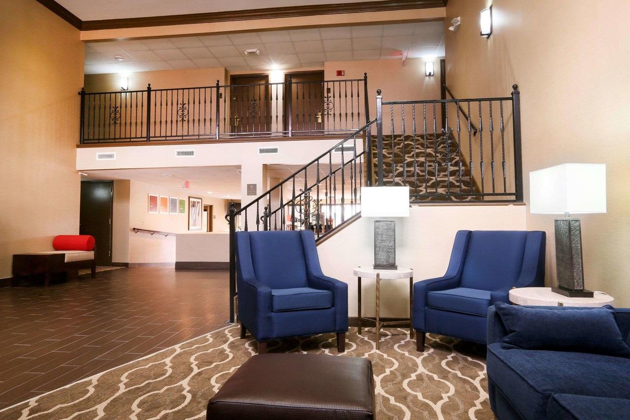 Comfort Inn & Suites Leeds I-20 - Accommodation Florida