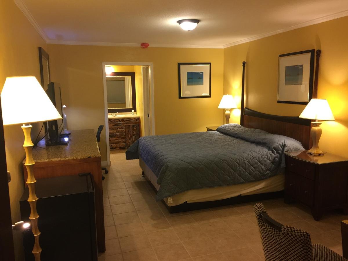 Dragon INN & Suites - Accommodation Florida
