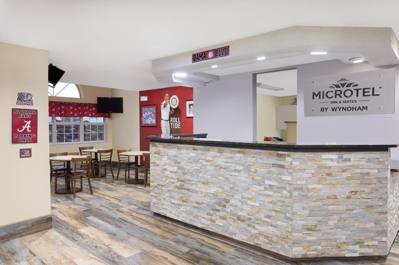 Microtel Inn & Suites Cottondale - Accommodation Dallas