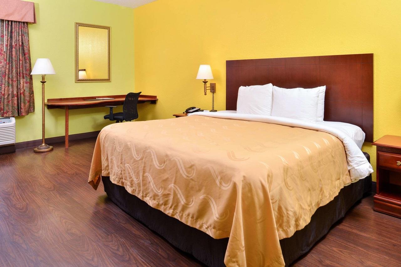 Quality Inn & Suites Northpark - Accommodation Texas 25