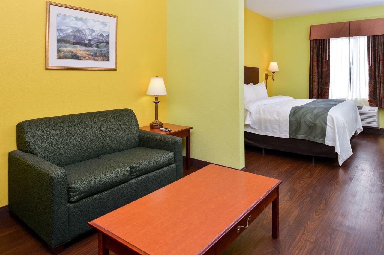 Quality Inn & Suites Northpark - Accommodation Texas 11