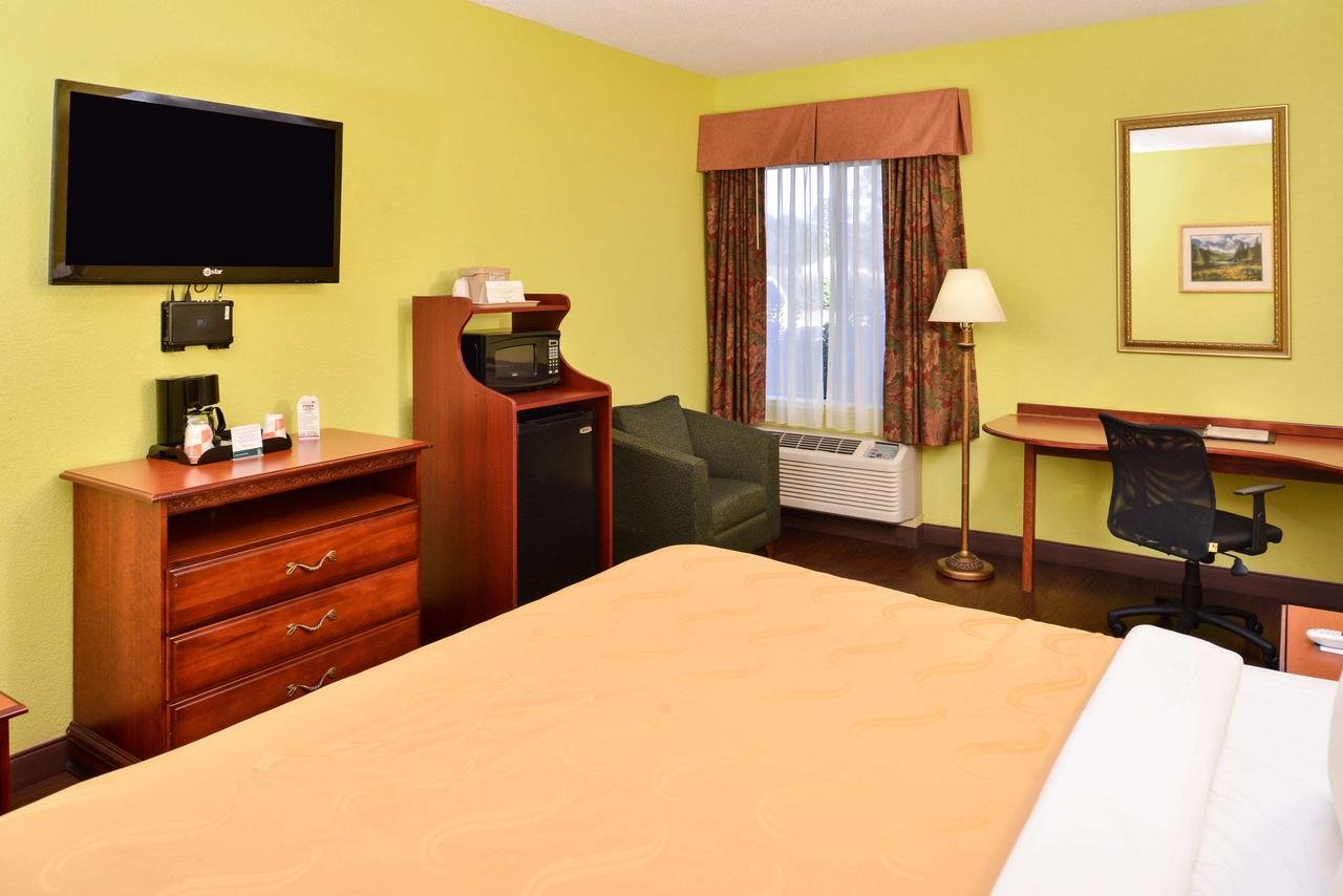 Quality Inn & Suites Northpark - Accommodation Texas 4