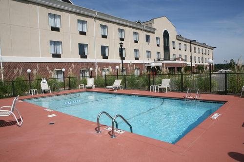 Holiday Inn Express Hotel & Suites Pell City - thumb 0