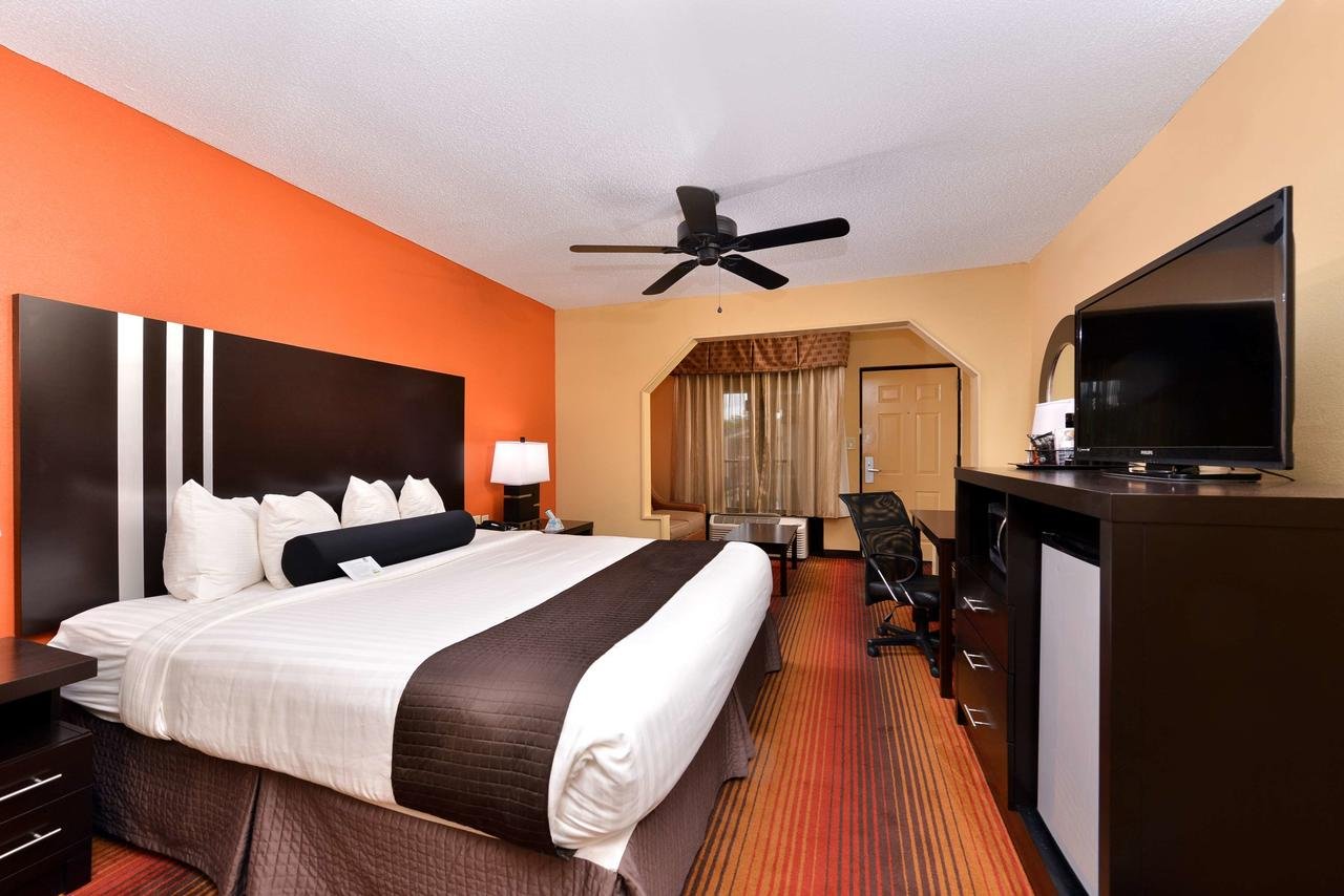 Best Western Inn - Accommodation Dallas