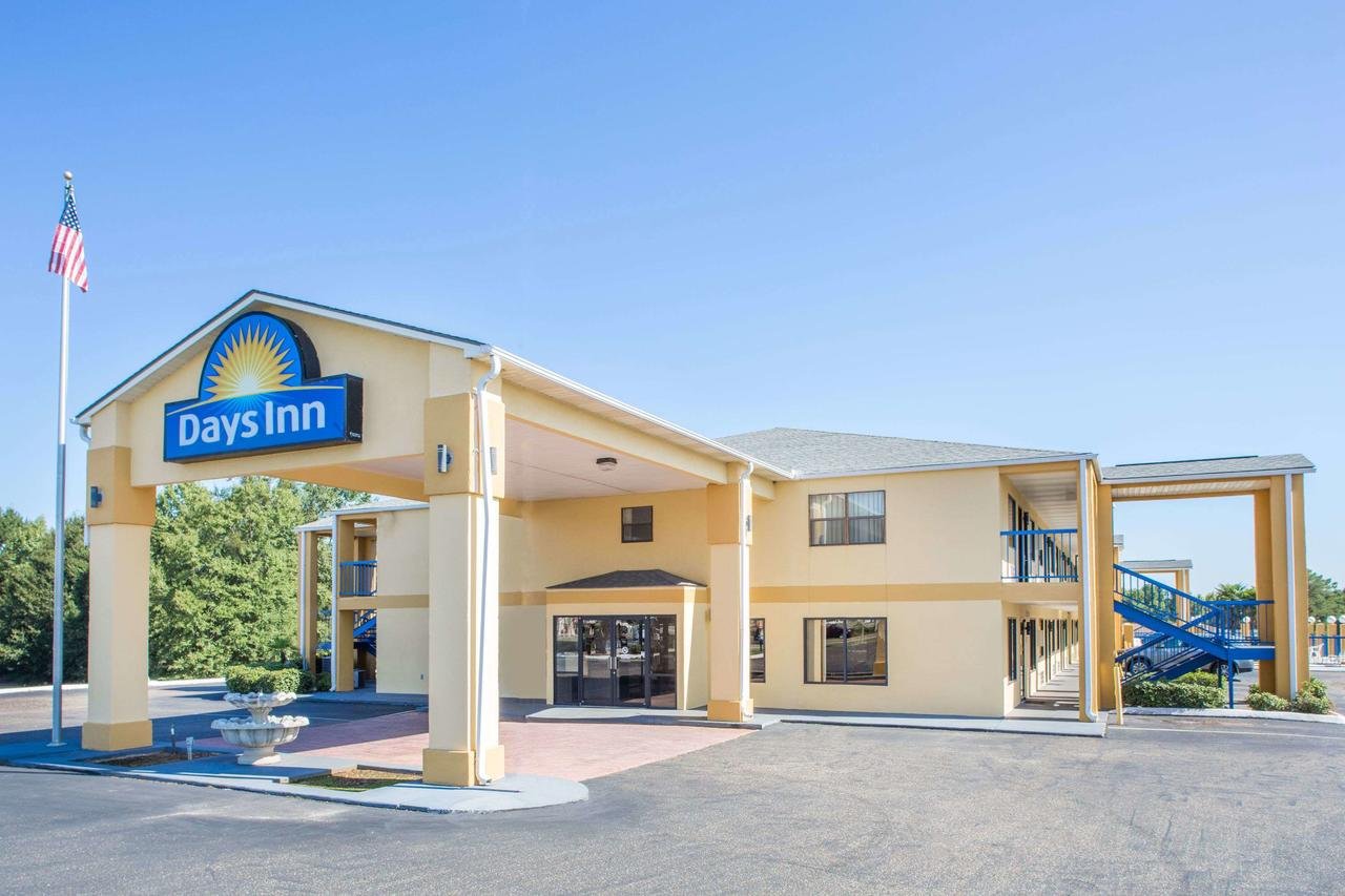 Days Inn By Wyndham Enterprise - Accommodation Dallas