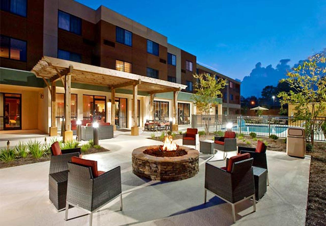 Courtyard By Marriott Troy - Accommodation Florida