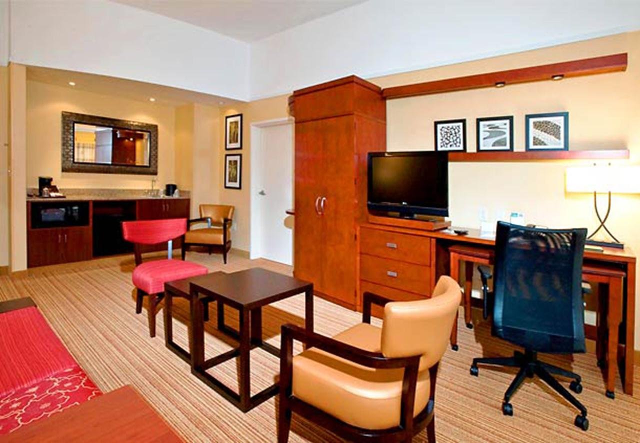 Courtyard By Marriott Troy - Accommodation Florida