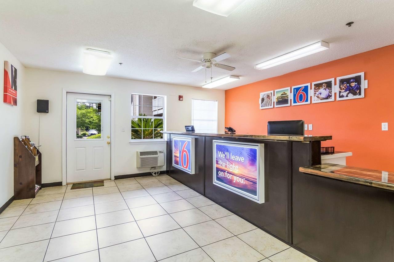 Motel 6 Gulf Shores - Accommodation Florida