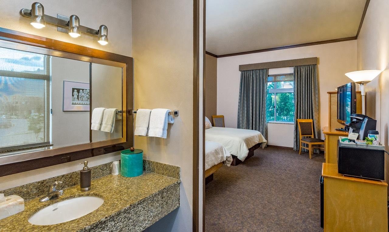 Dimond Center Hotel - Accommodation Florida