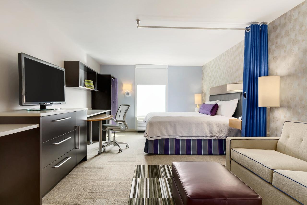 Home2 Suites By Hilton Anchorage/Midtown - Accommodation Dallas