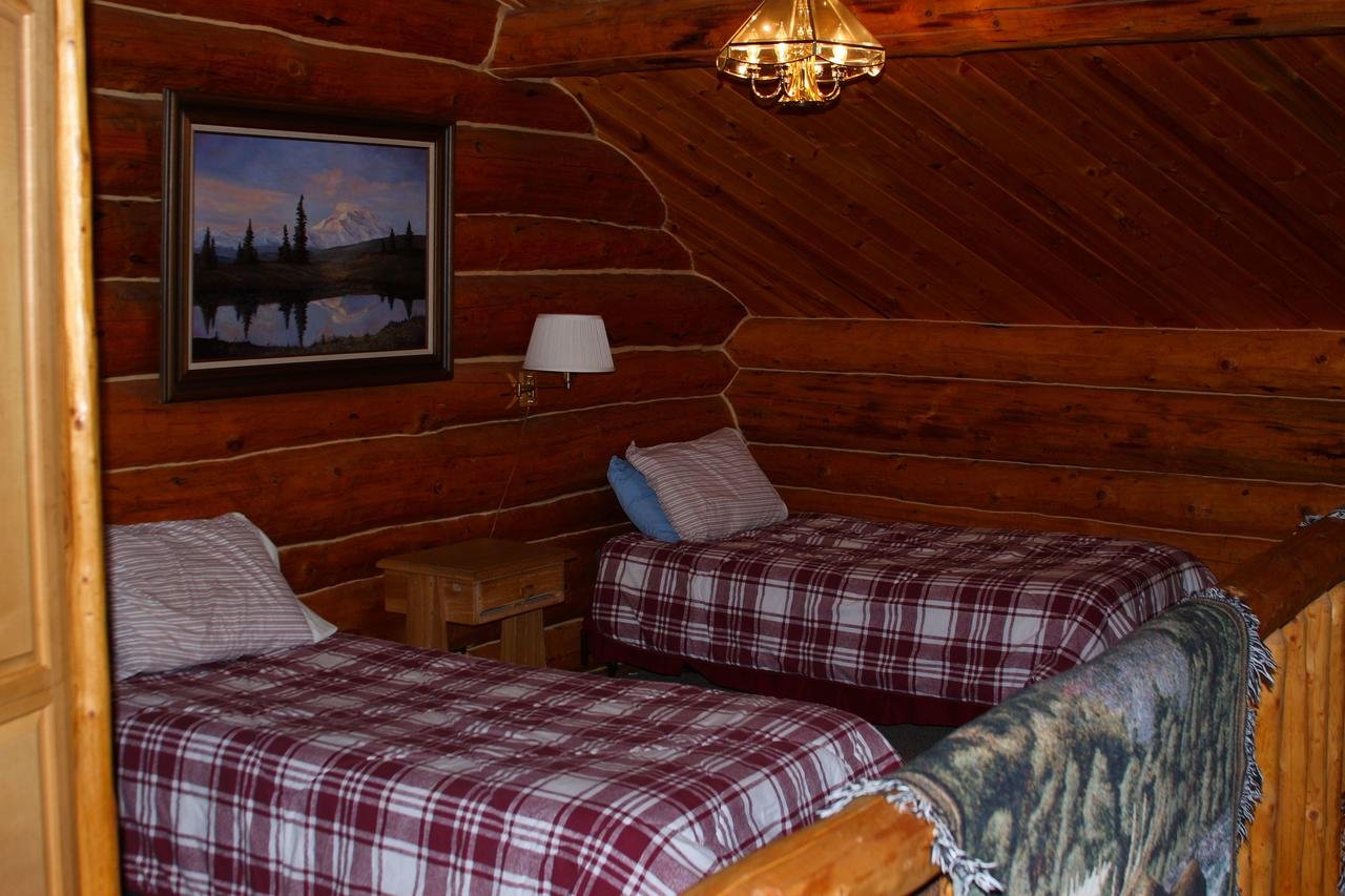 Wise Old Hunter Lodge - Accommodation Dallas