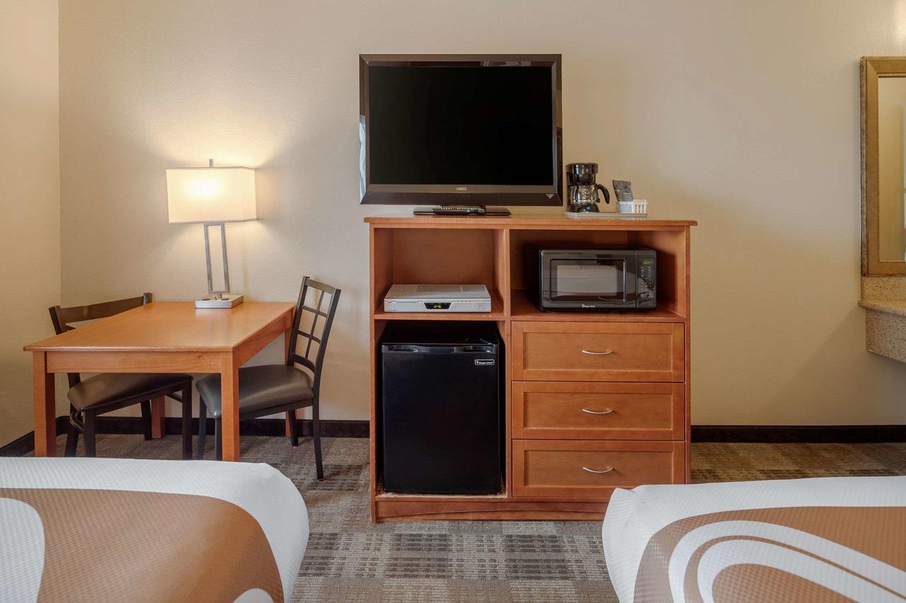 Quality Inn Kenai - Accommodation Dallas
