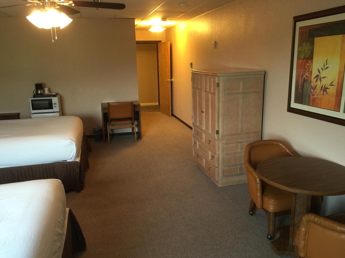 Eagle Hotel - Accommodation Dallas