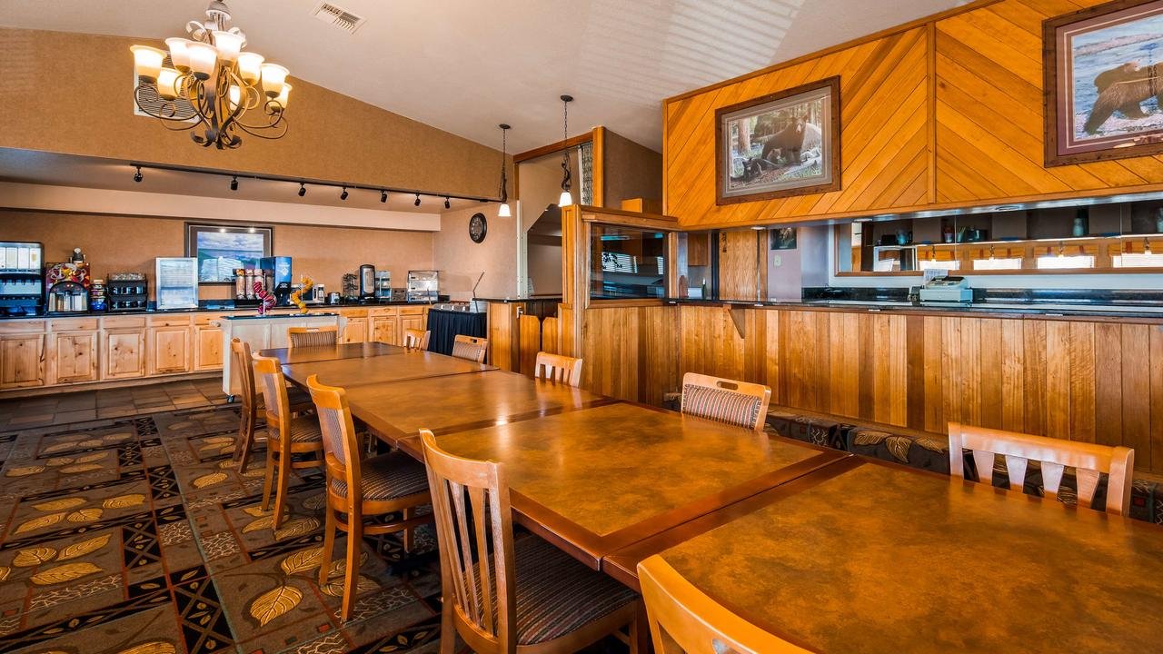 Best Western Bidarka Inn - Accommodation Dallas 41