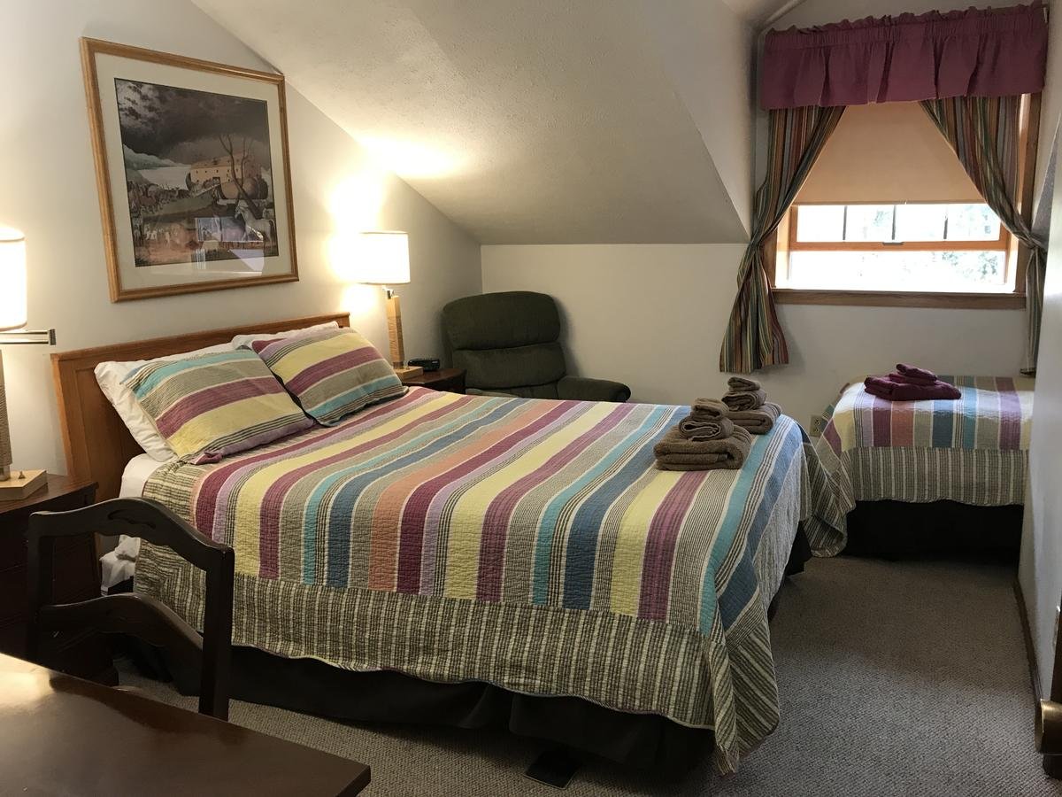 7 Gables Inn & Suites - Accommodation Dallas 4