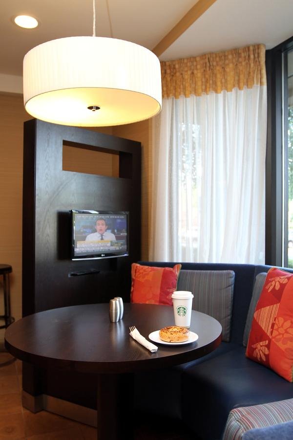 Courtyard Anchorage Airport - Accommodation Dallas 14