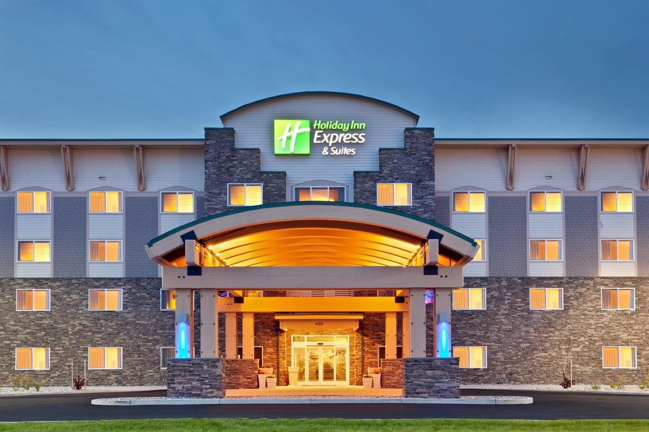 Holiday Inn Express & Suites Fairbanks - Accommodation Dallas 23