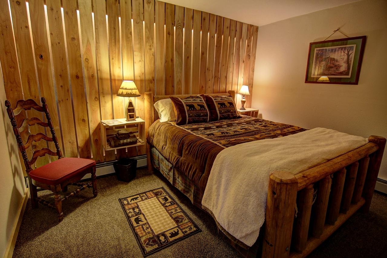 Alaska's Heritage Lodge - Accommodation Dallas 41