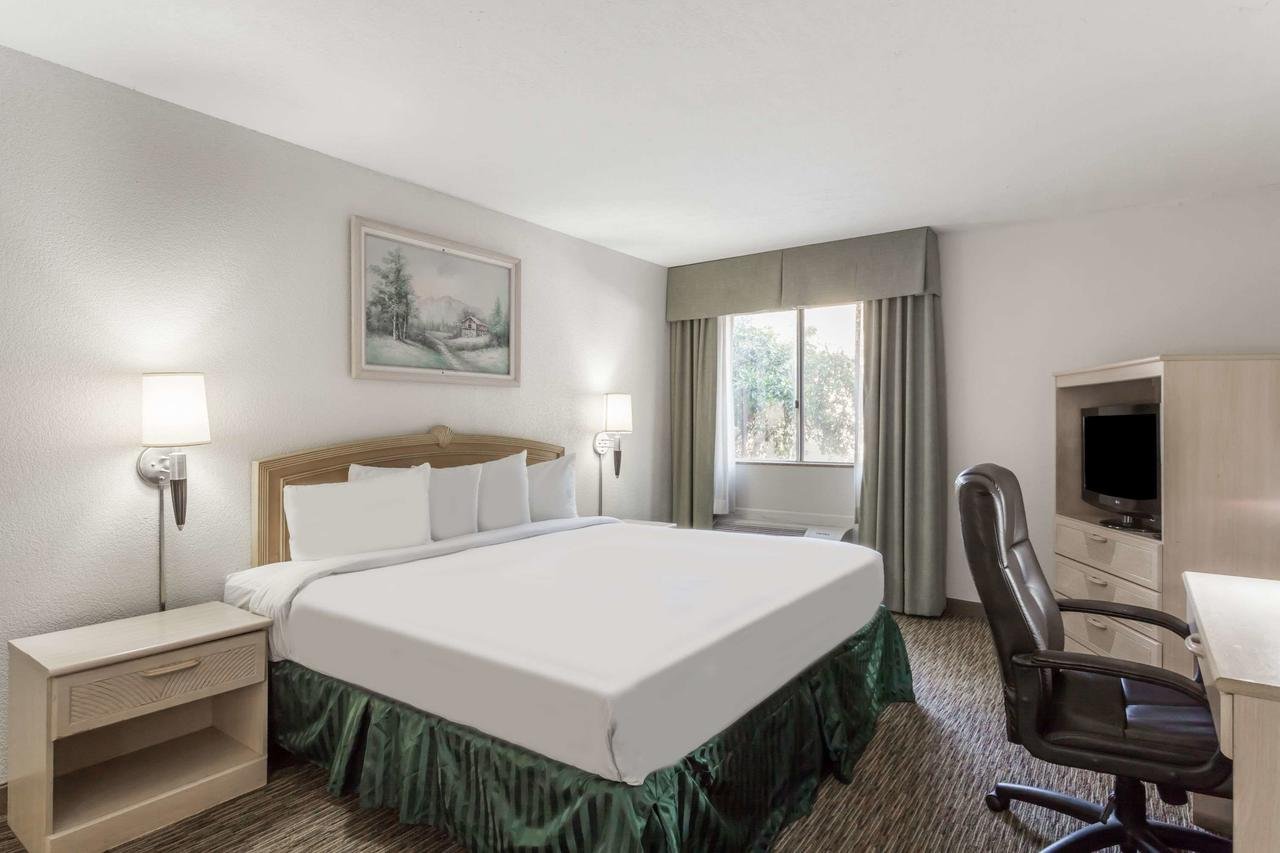 Days Hotel By Wyndham Peoria Glendale Area - thumb 13