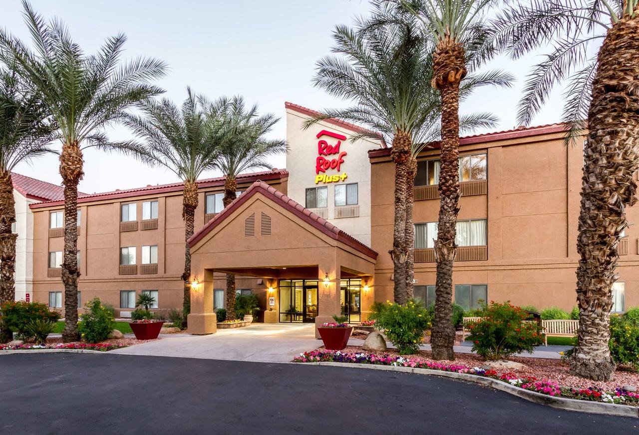 Red Roof Inn PLUS+ Tempe - Phoenix Airport - Accommodation Dallas 1