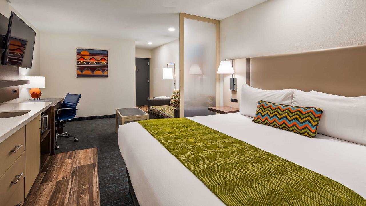 Best Western Plus Yuma Foothills Inn & Suites - Accommodation Dallas 39