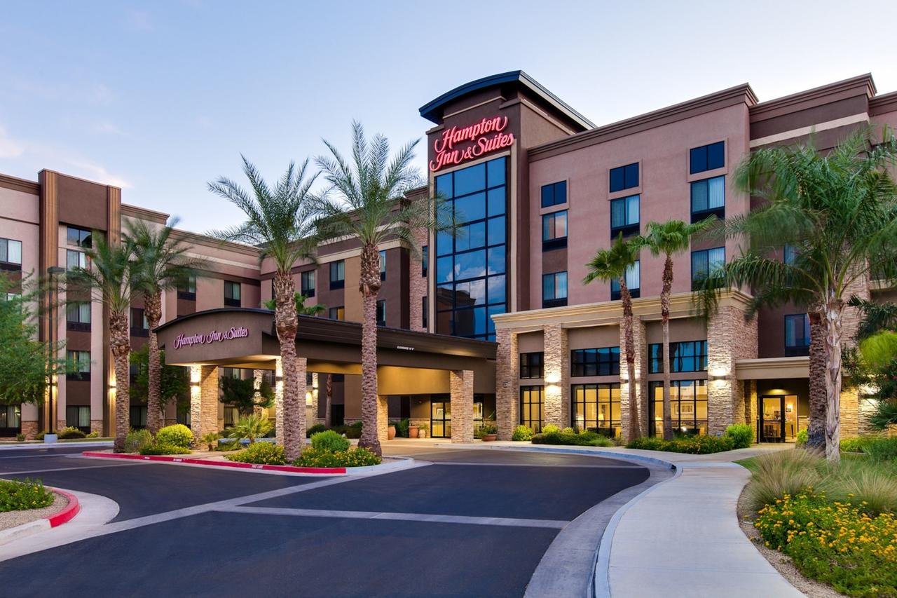 Hampton Inn & Suites Phoenix Glendale-Westgate - thumb 0