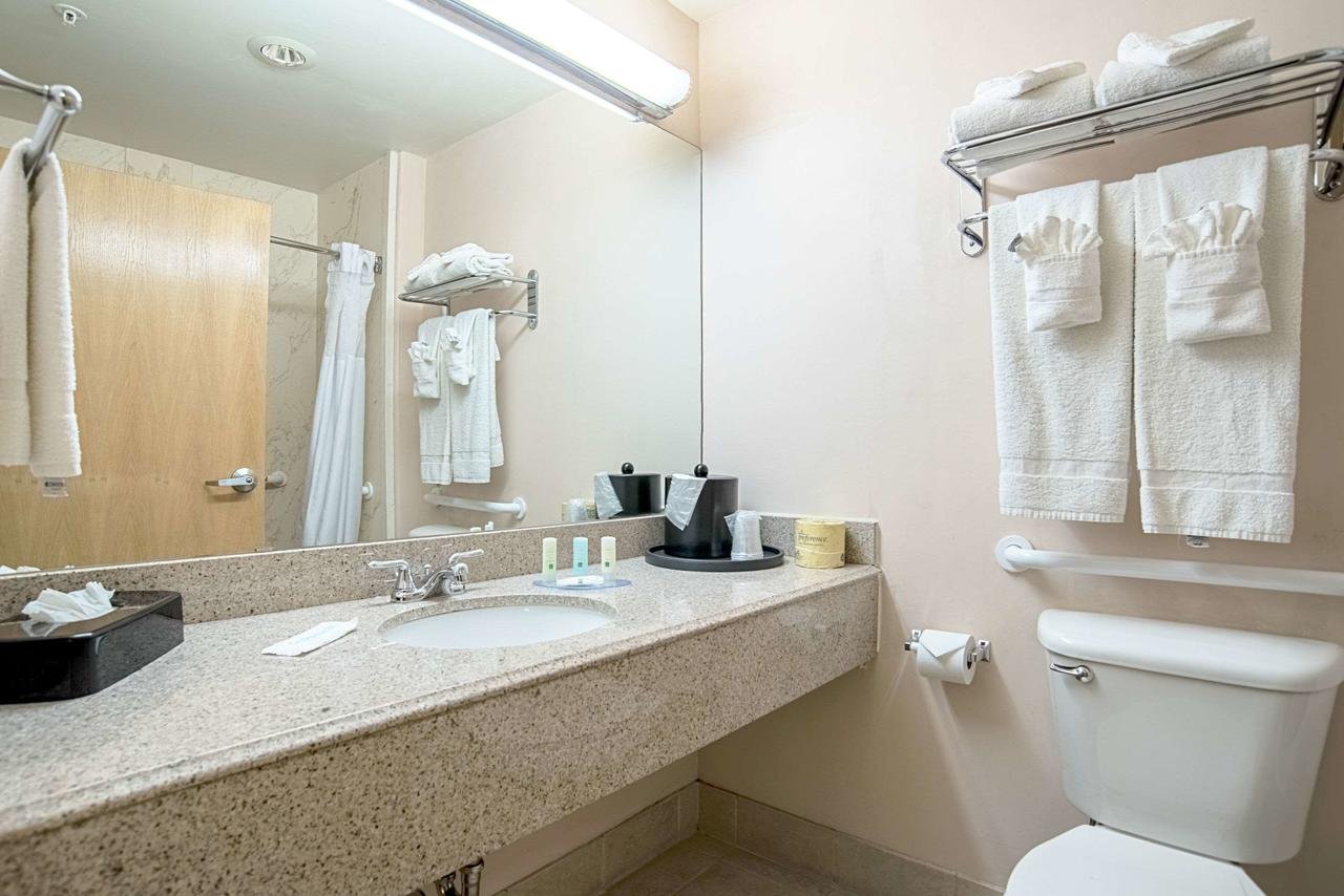 Quality Inn & Suites Phoenix NW - Sun City - Accommodation Dallas 27