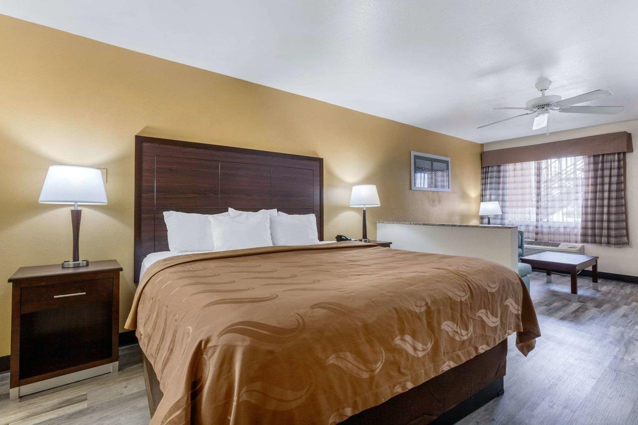 Quality Inn & Suites Near Downtown Mesa - Accommodation Dallas 8
