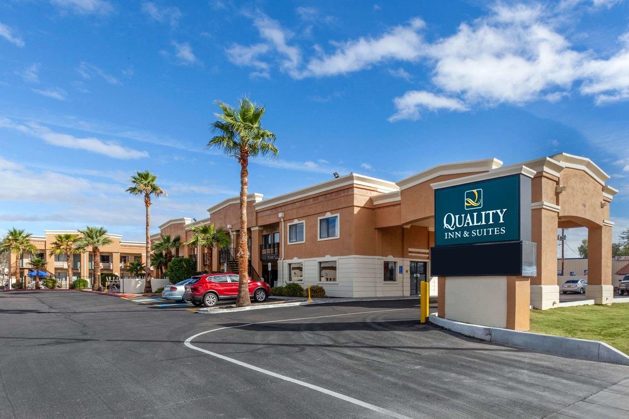 Quality Inn & Suites Near Downtown Mesa - Accommodation Dallas 1