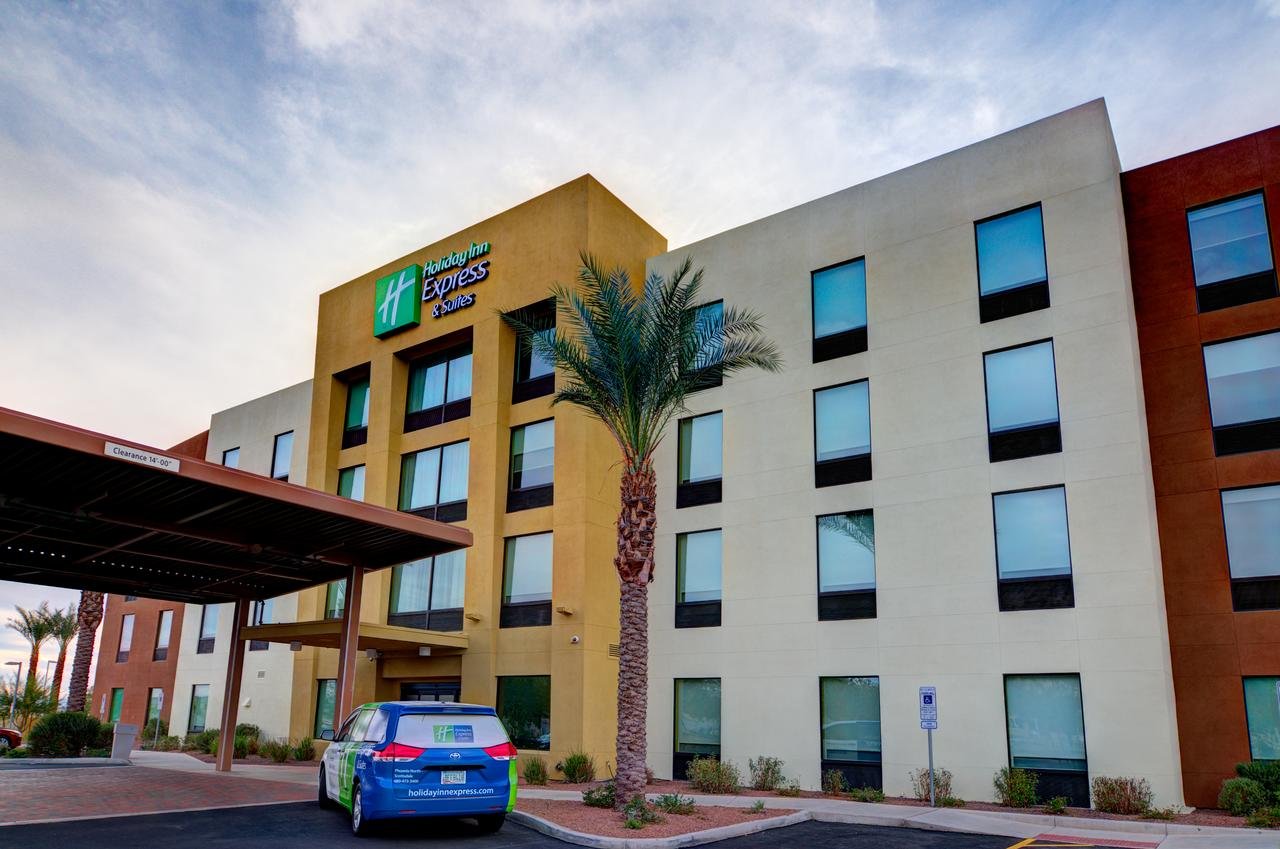 Holiday Inn Express & Suites - Phoenix North - Scottsdale - Accommodation Dallas 3
