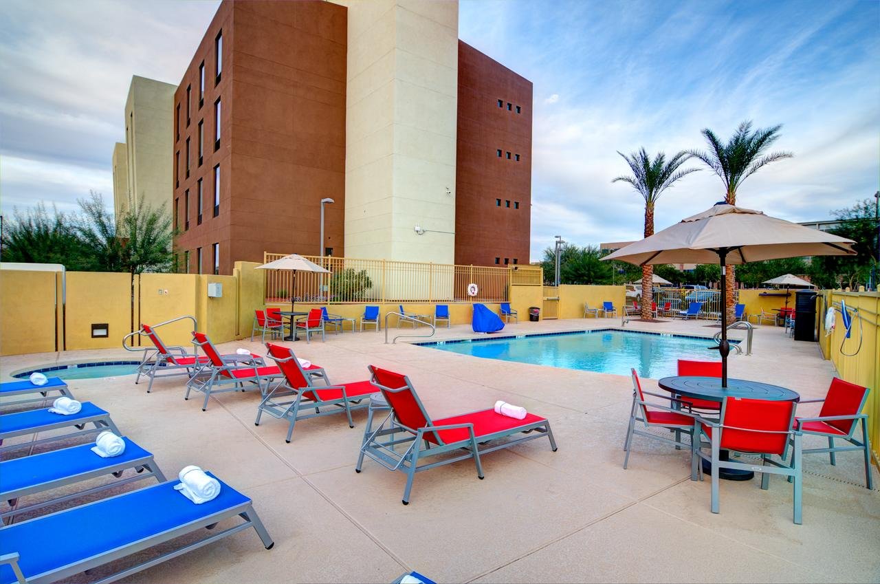Holiday Inn Express & Suites - Phoenix North - Scottsdale - Accommodation Dallas 18