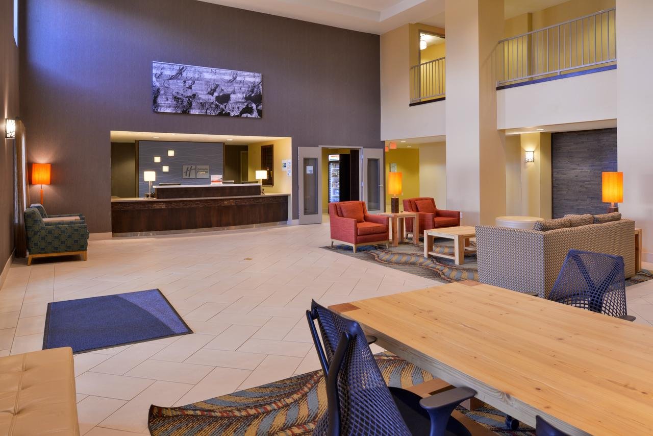 Holiday Inn Express Hotels Page - Accommodation Dallas 16