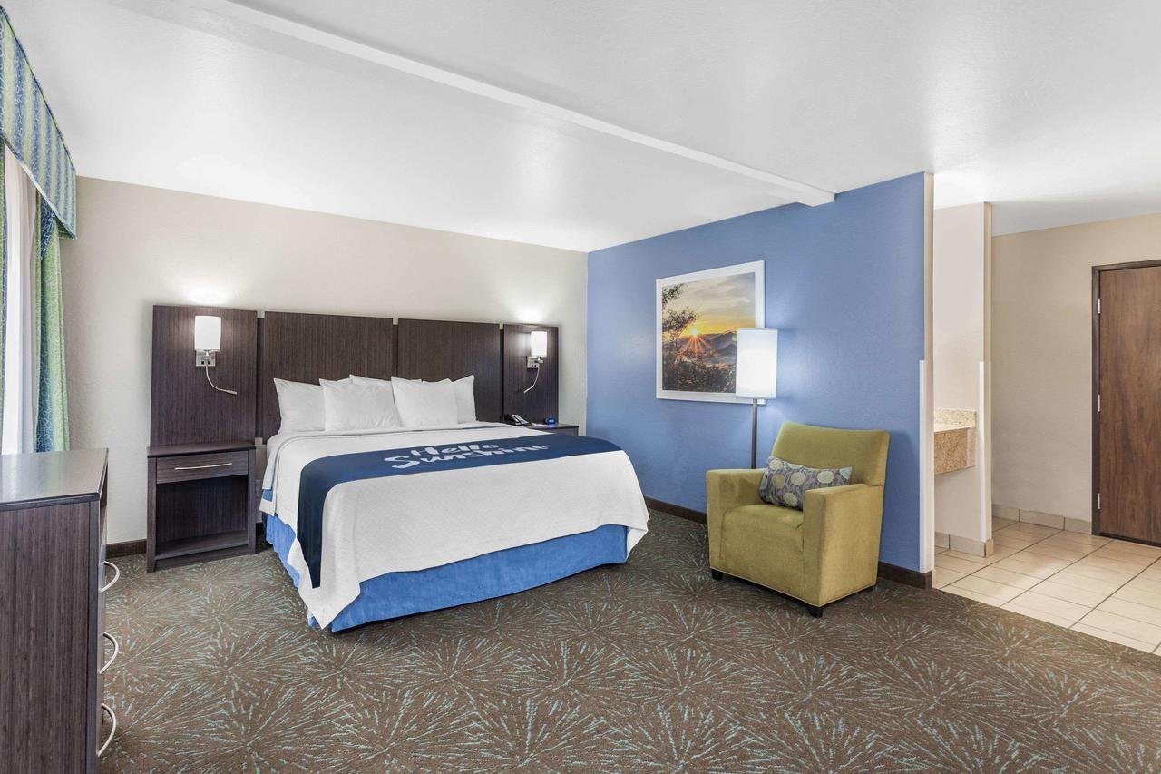 Days Inn & Suites By Wyndham East Flagstaff - Accommodation Dallas 39