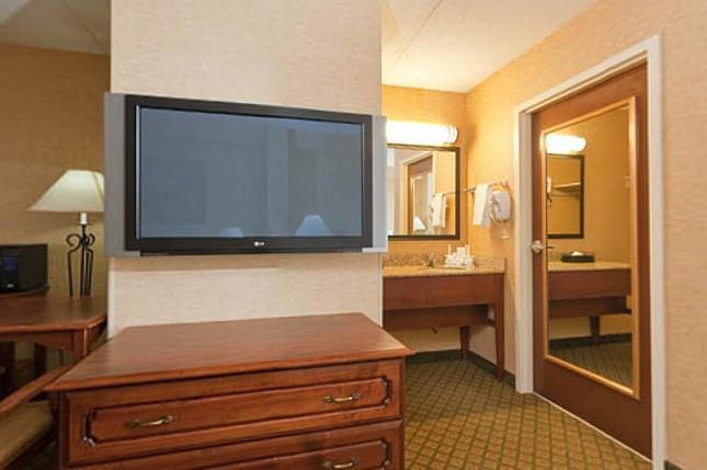 Holiday Inn Express Hotel & Suites Tempe - thumb 28