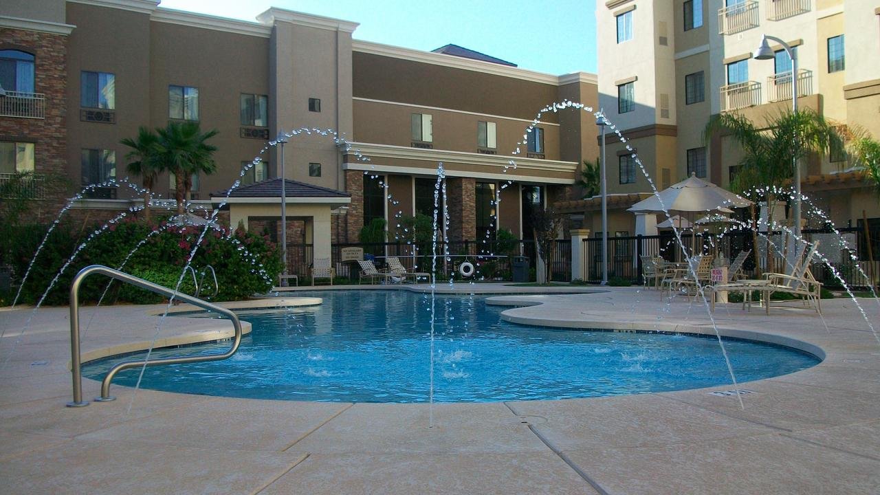 Holiday Inn Express & Suites Phoenix Glendale Dist - thumb 12