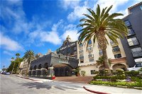 Embassy Suites Los Angeles - International Airport South
