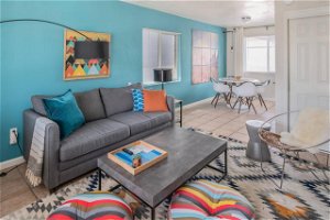 Comfy 1BR In Central Phoenix | Pool By WanderJaunt