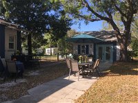 Ozona Bungalow and guesthouse