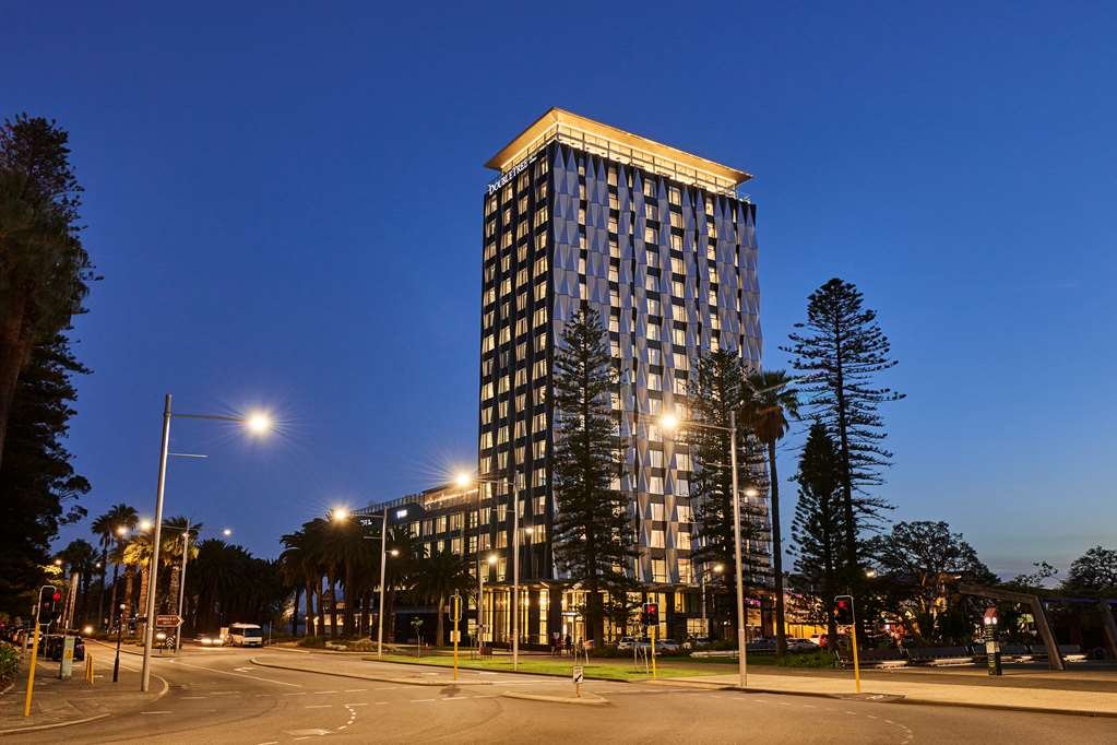 DoubleTree By Hilton Perth Waterfront - thumb 2