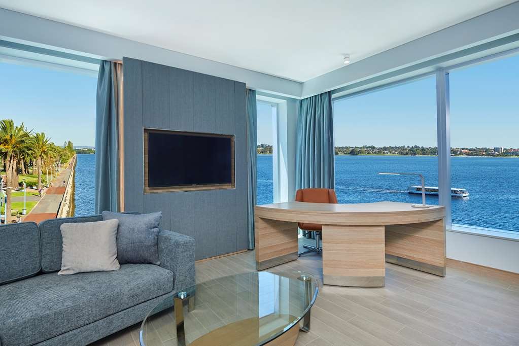 DoubleTree By Hilton Perth Waterfront - thumb 6