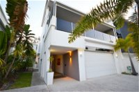 Alex Beach House - Accommodation Sunshine Coast