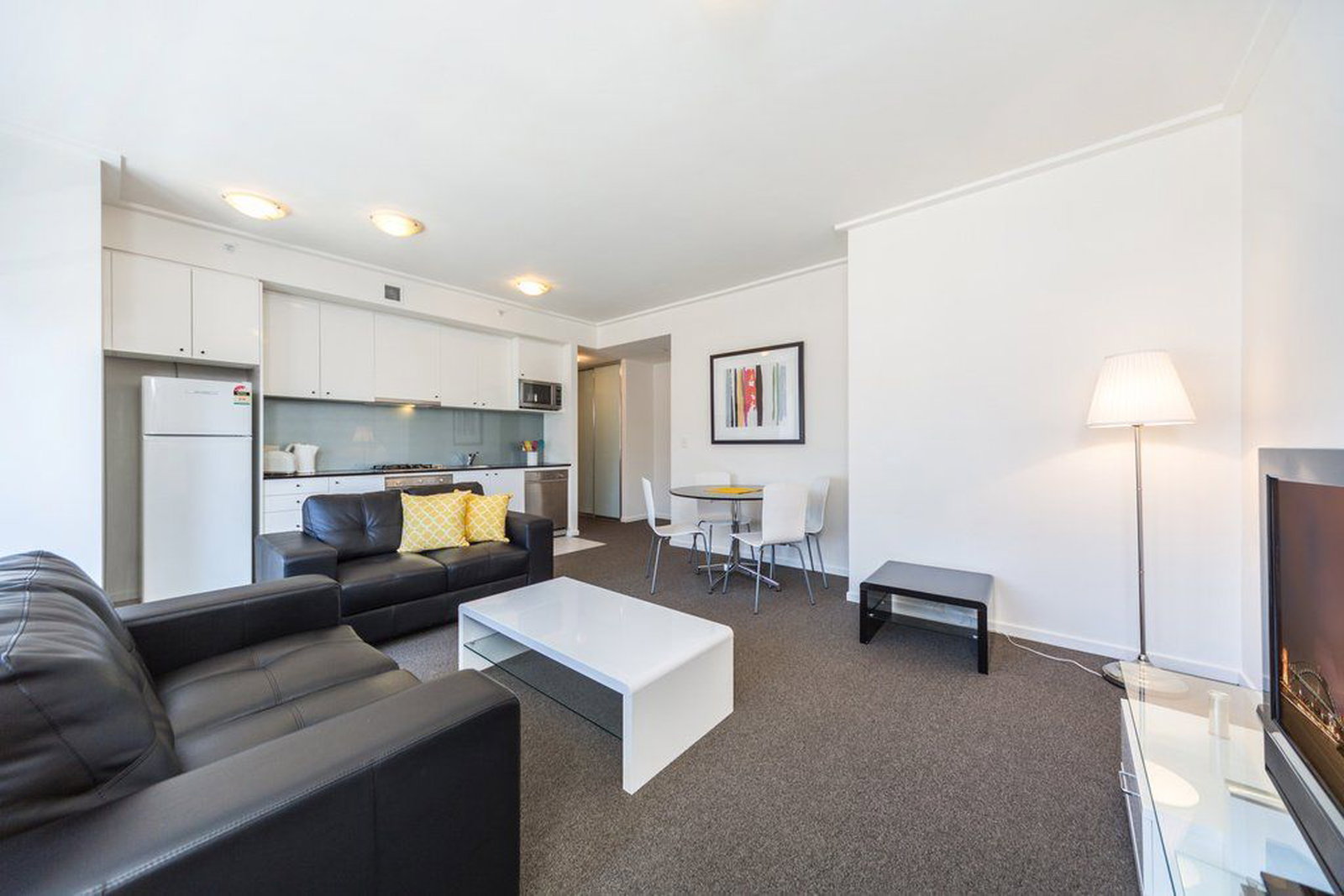 Astra Apartments Sydney CBD - thumb 4