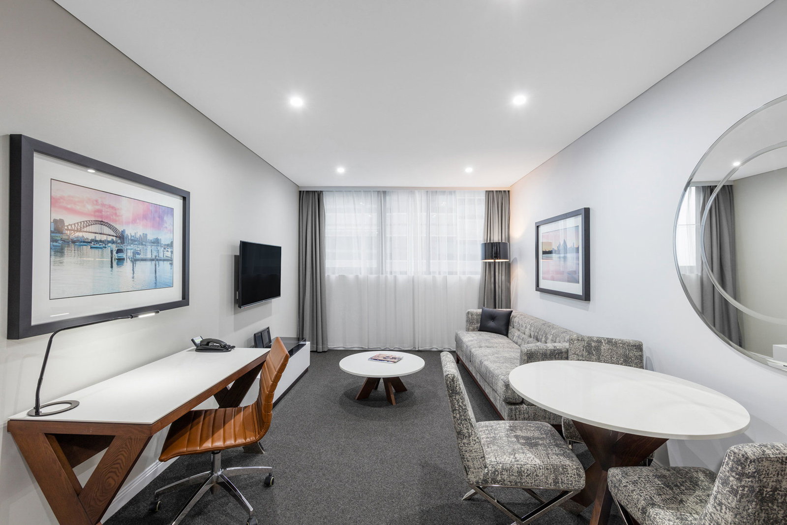 Meriton Serviced Apartments North Sydney - thumb 1