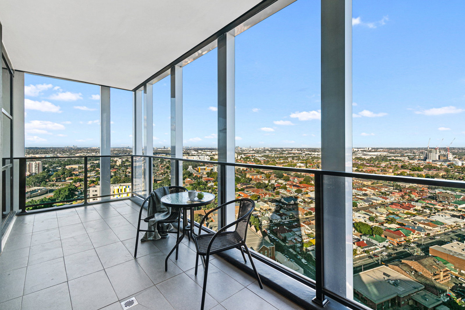 Astra Apartments Parramatta - Skyrise - thumb 1