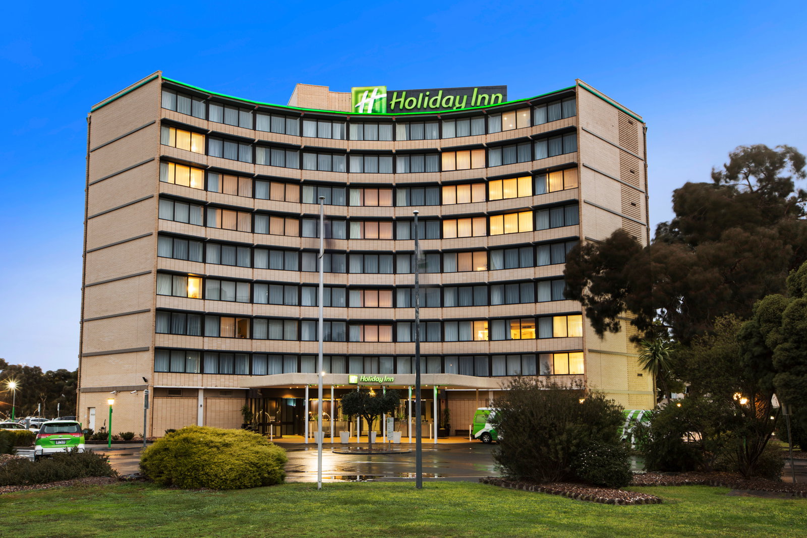 Holiday Inn Melbourne Airport - thumb 1