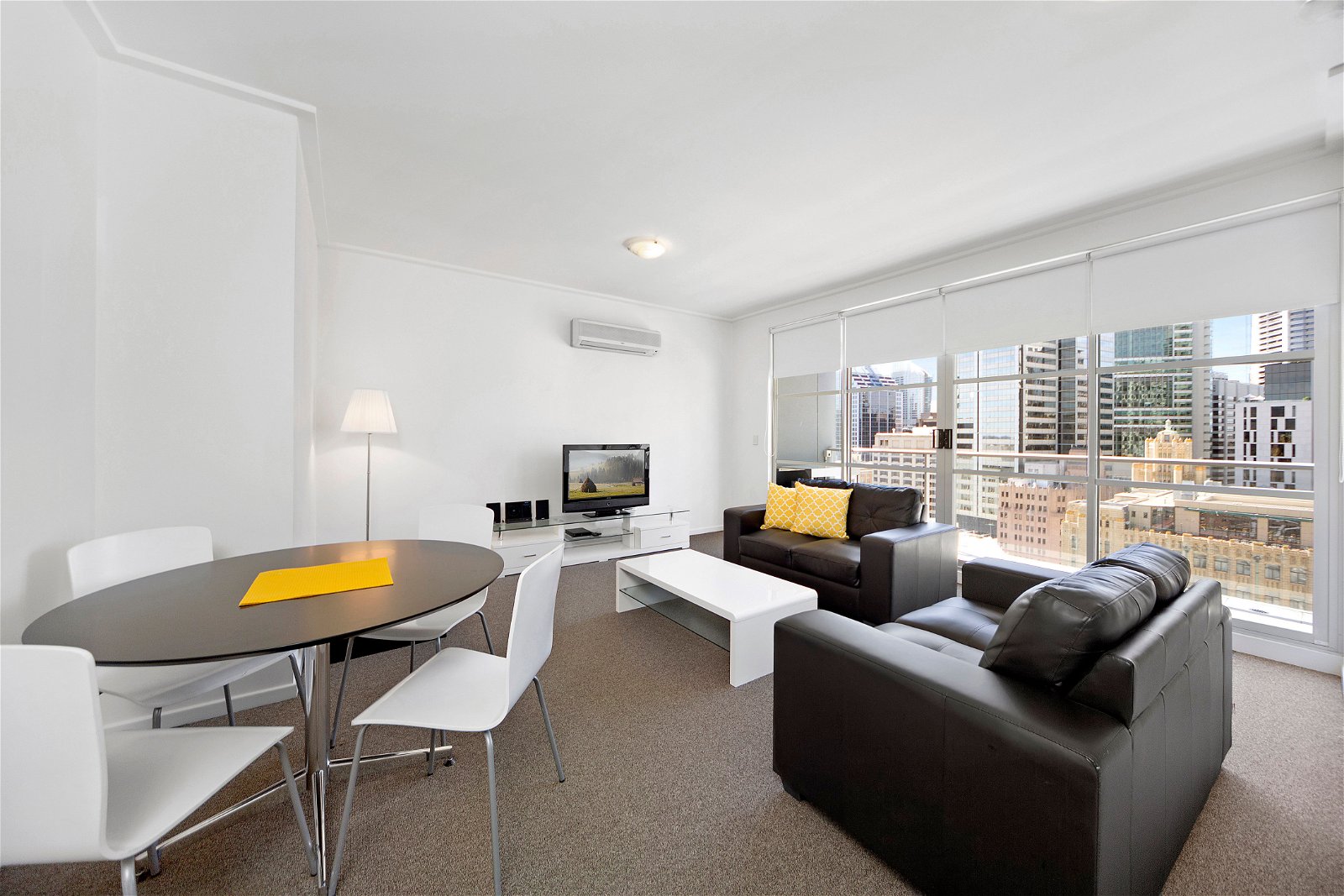 Astra Apartments Sydney CBD