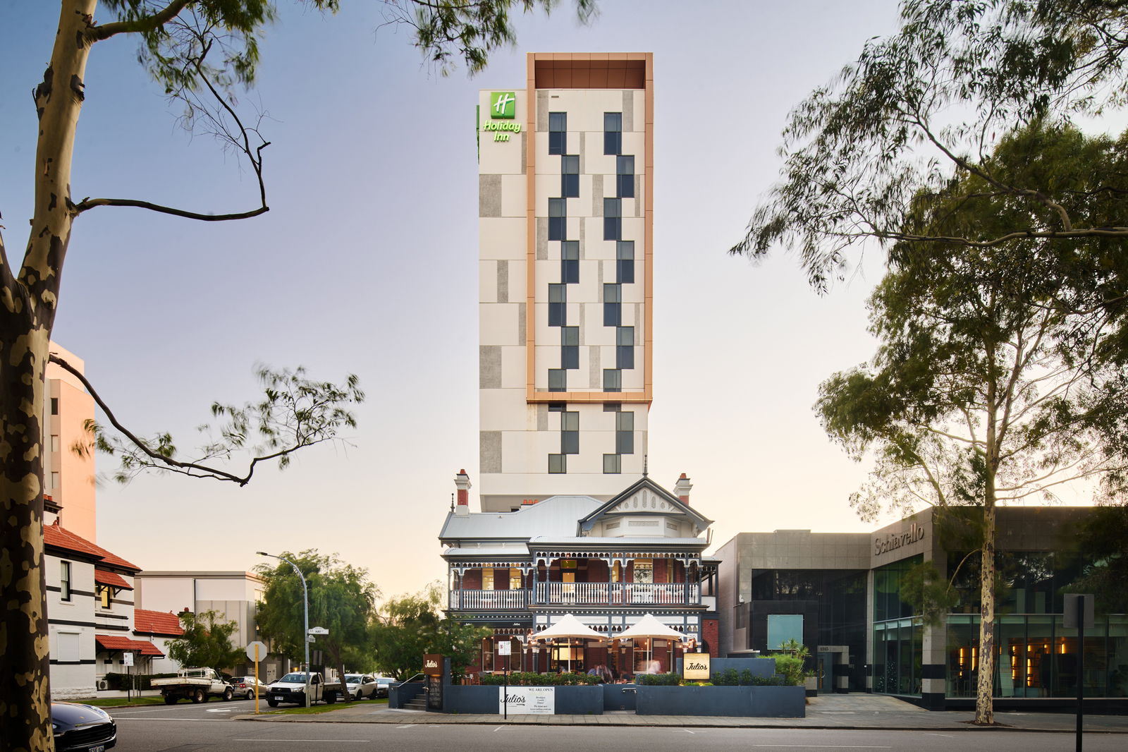 Holiday Inn West Perth - thumb 1