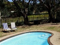 Golden Heritage Motor Inn  Cottages - Accommodation Redcliffe