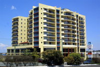 Springwood Tower Apartment Hotel - Accommodation Redcliffe